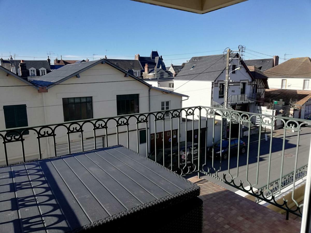 Cabourg - Hyper Centre, Plage Luaran gambar